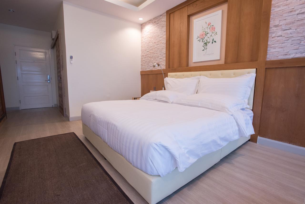 Triple B Boutique Residence Si Racha Exterior photo