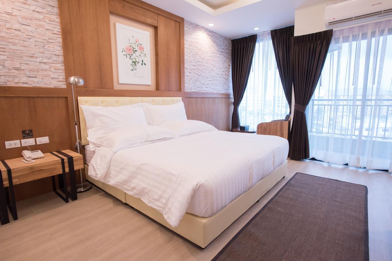 Triple B Boutique Residence Si Racha Exterior photo
